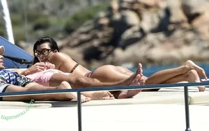 Kourtney Kardashian / kourtney_kardashian / kourtneykardash nude photo #1542