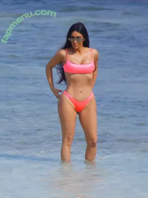 Kourtney Kardashian / kourtney_kardashian / kourtneykardash nude photo #1573