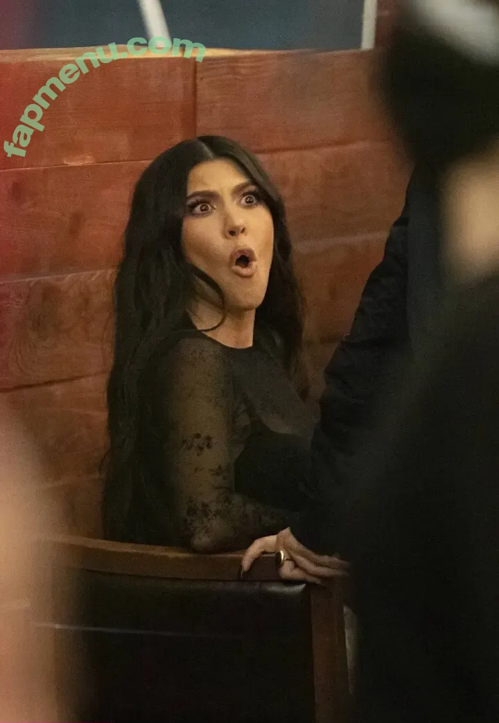 Kourtney Kardashian nude photo #1599 (kourtney_kardashian / kourtneykardash)