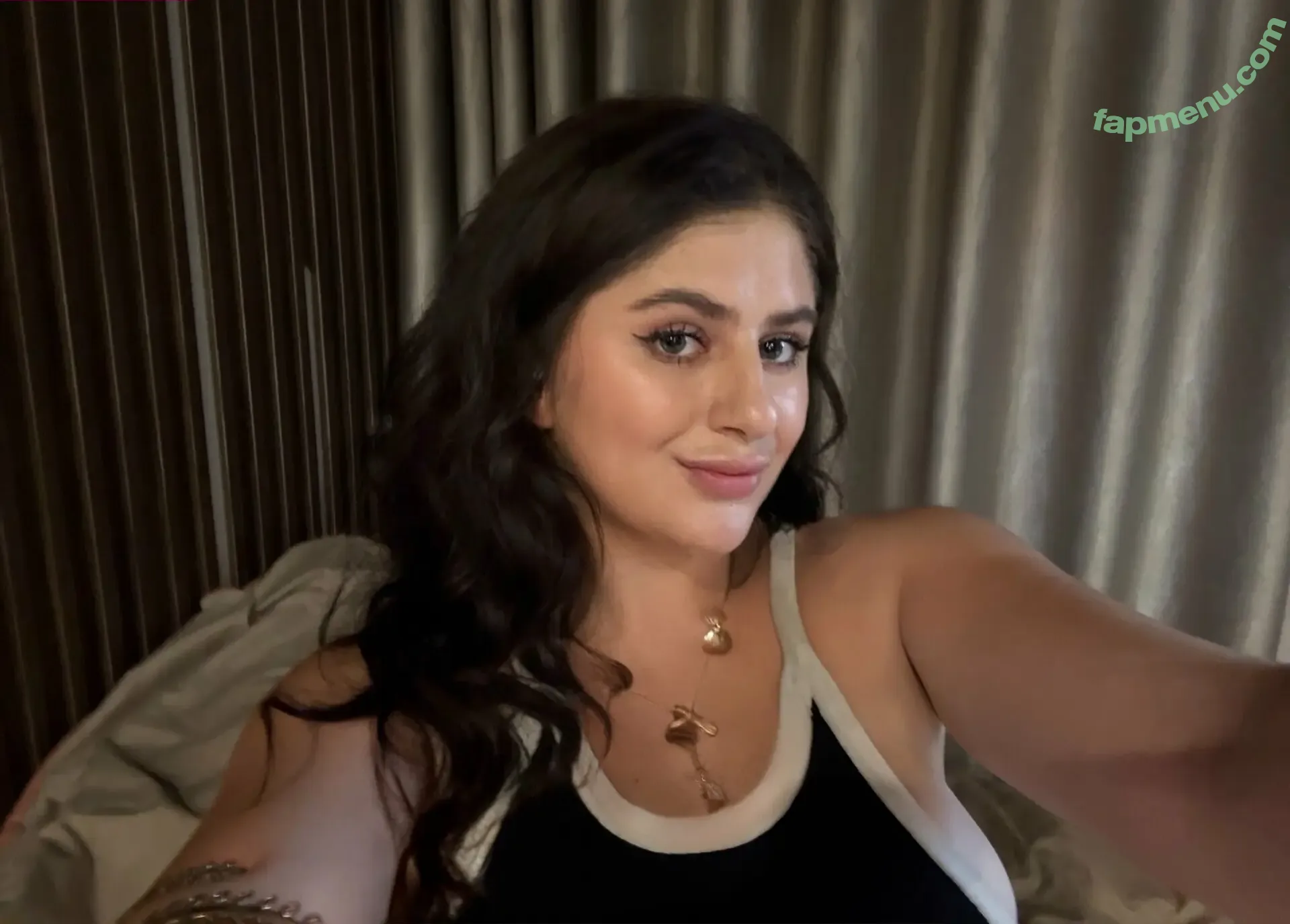 kris_juicy nude photo #0071 (kristijuicy)