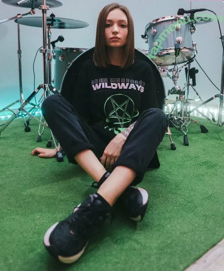 krissdrummer nude photo #0002 (krissdrummer)