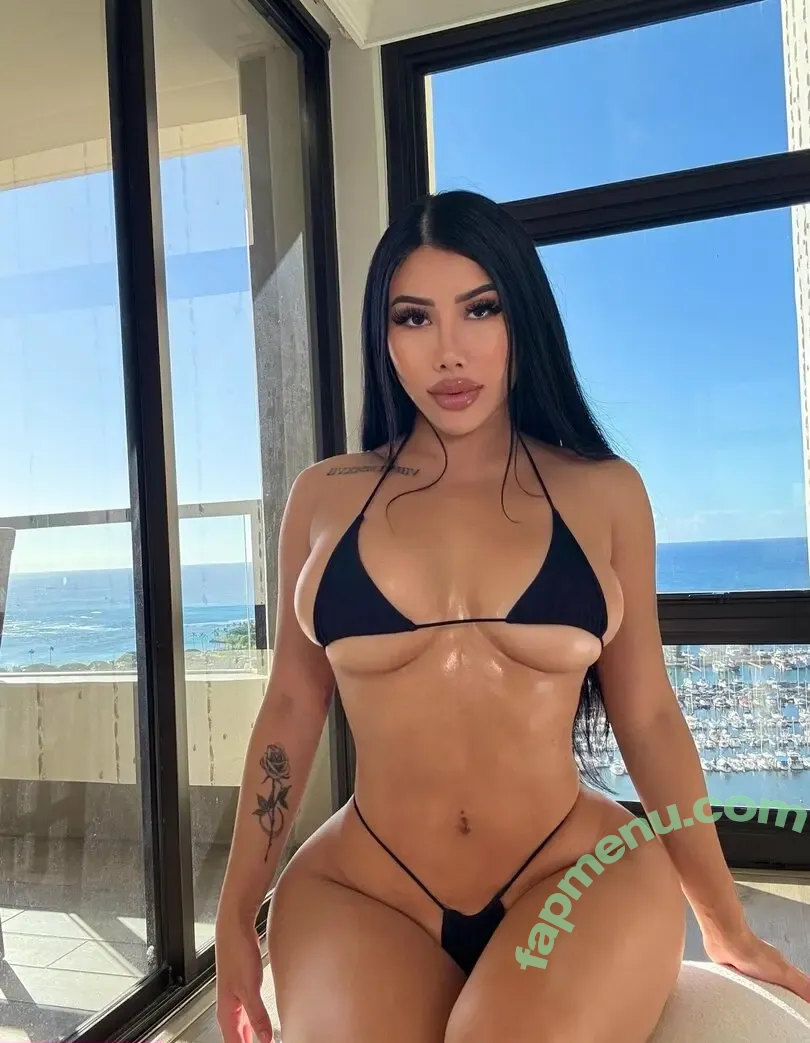 krissivixi nude photo #0009 (krissi.q)