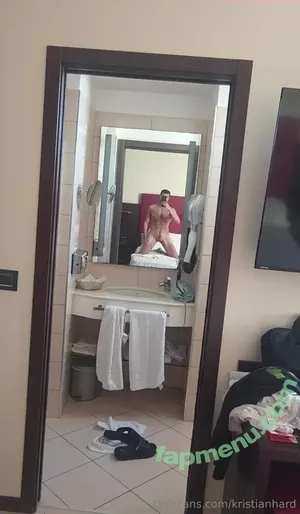  nude photo #0002