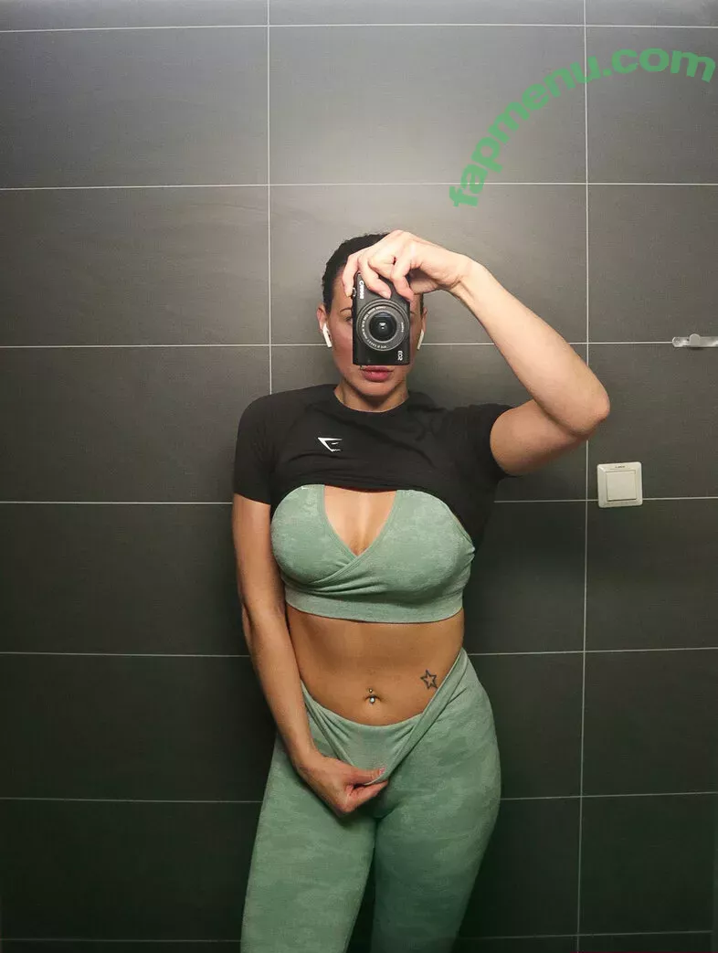 kristinll nude photo #0002 (Kristinllind)