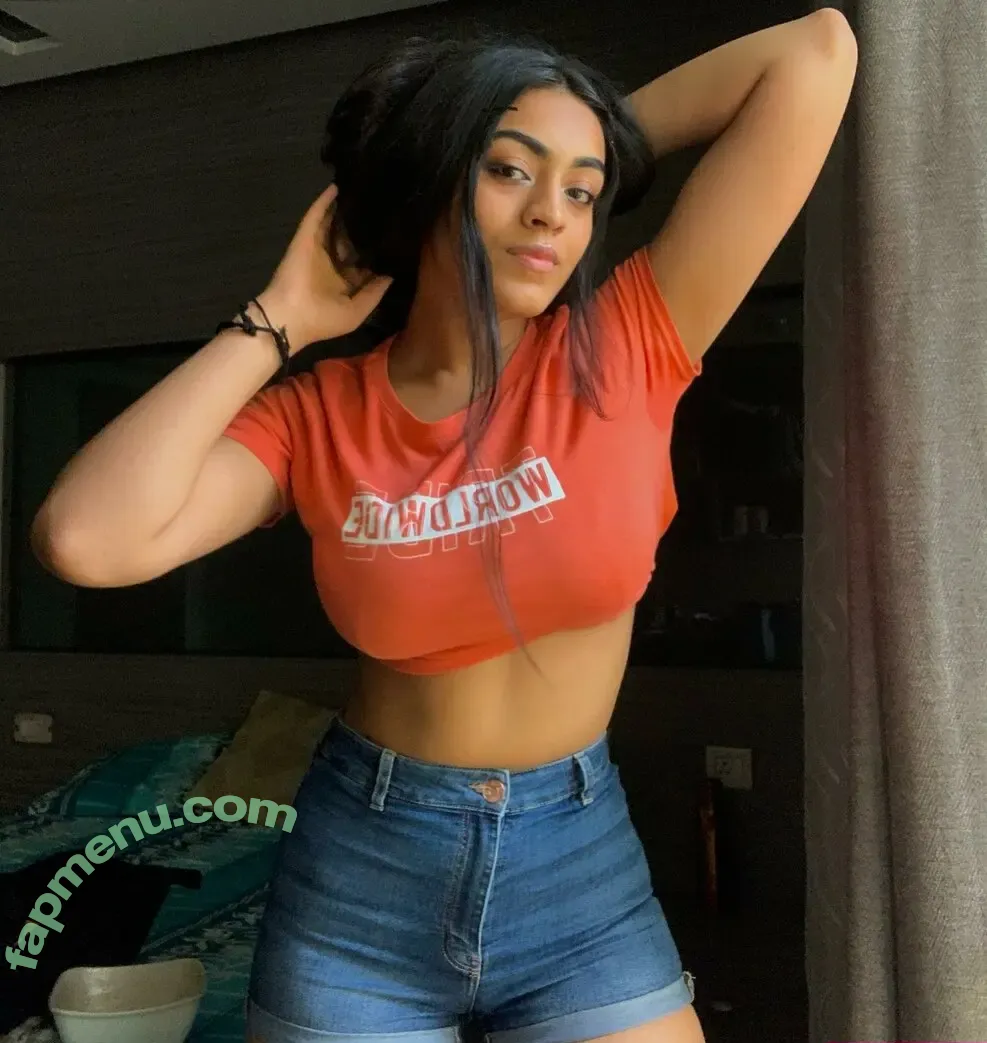 Kriti Jain nude photo #0075 (kritiii444 / kritiijainn)