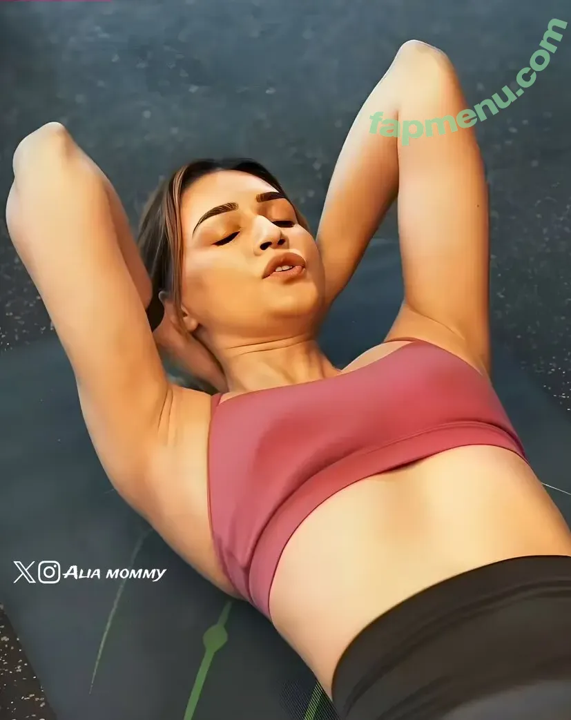 Kriti Sanon nude photo #0253 (kritisanon)