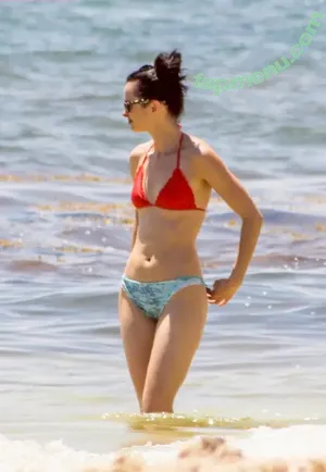 Krysten Ritter / therealkrystenritter nude photo #0581