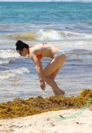 Krysten Ritter / therealkrystenritter nude photo #0588