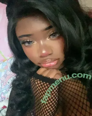 Kttiuh nude photo #0003