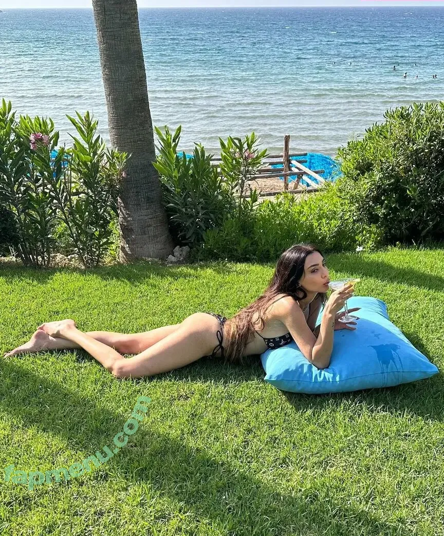 Kübra Miranda Çamlıbel nude photo #0100 (mirandaorlayn)