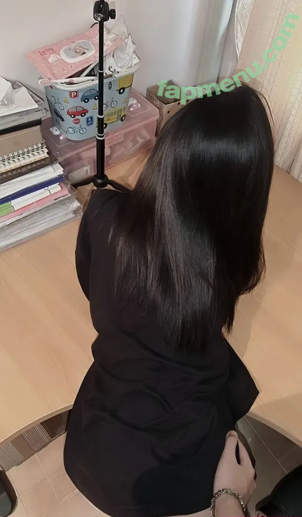 kukkixk nude photo #0021 (Kukkik / k.ukkixk)
