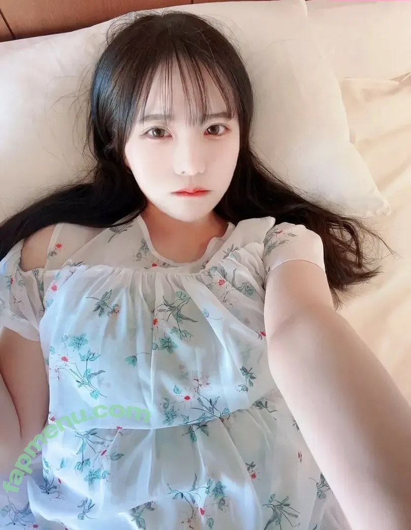 Kurage Yaming nude photo #0025 (kura2ge / kurageyaming)