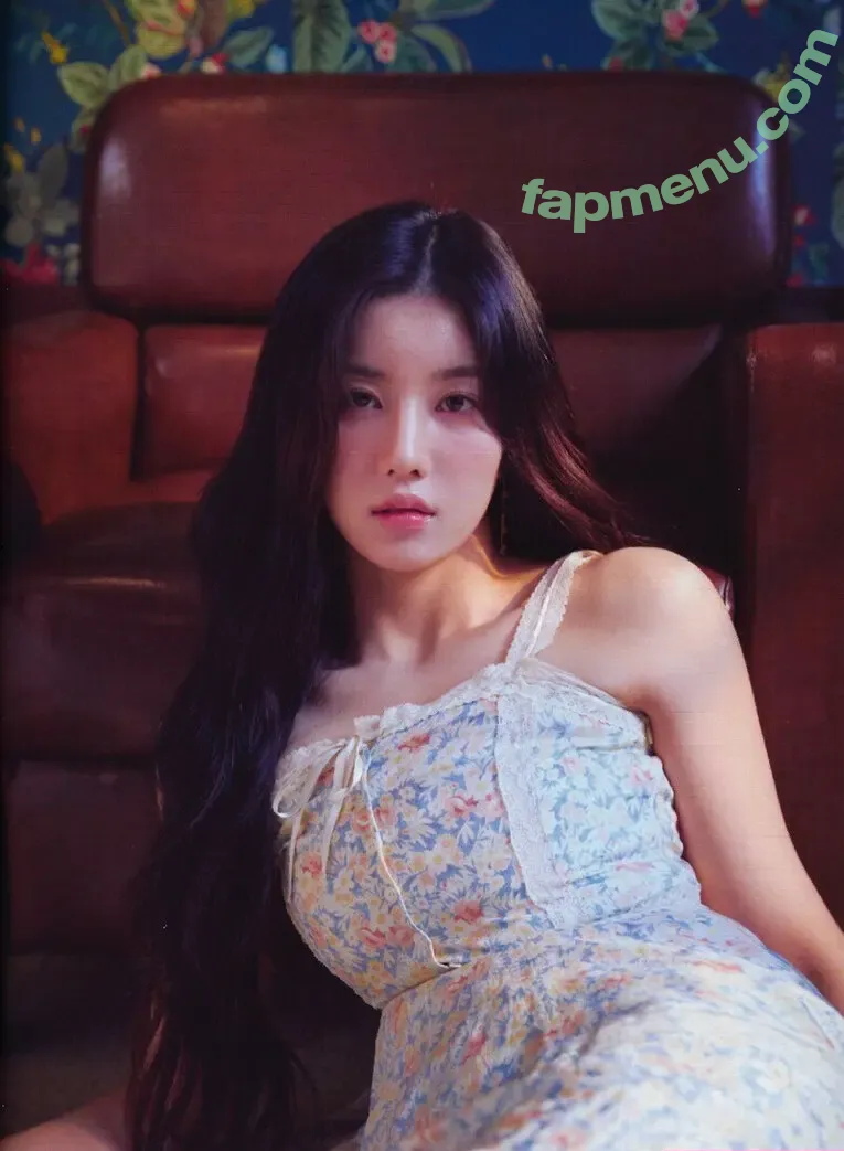 Kwon Eunbi nude photo #0004 (Kwon Eunbi)