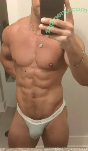  nude photo #0005