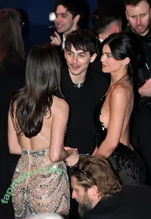 Kylie Jenner / KylieJenner / kyliejenner.2 nude photo #1124