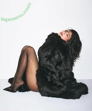 Kylie Jenner / KylieJenner / kyliejenner.2 nude photo #1130