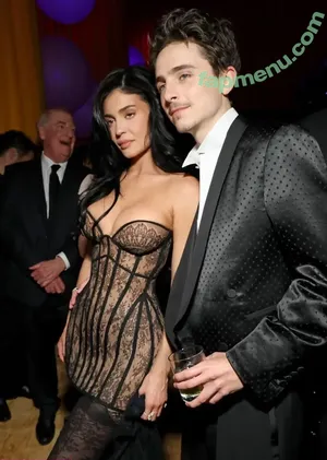 Kylie Jenner / KylieJenner / kyliejenner.2 nude photo #1161