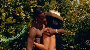 Kylie Jenner / KylieJenner / kyliejenner.2 nude photo #1215