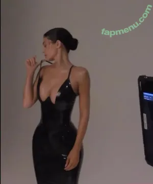 Kylie Jenner / KylieJenner / kyliejenner.2 nude photo #1266