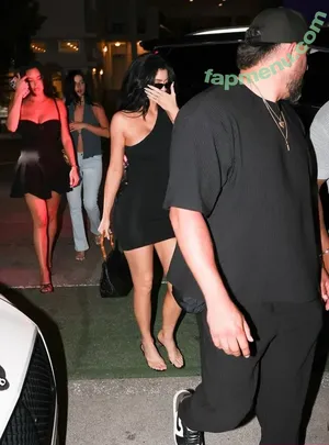 Kylie Jenner / KylieJenner / kyliejenner.2 nude photo #1590