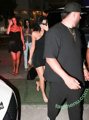 Kylie Jenner / KylieJenner / kyliejenner.2 nude photo #1593