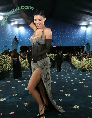 Kylie Jenner / KylieJenner / kyliejenner.2 nude photo #1611