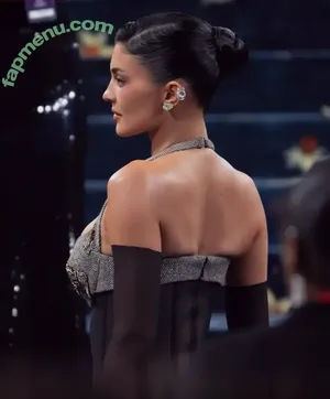 Kylie Jenner / KylieJenner / kyliejenner.2 nude photo #1649