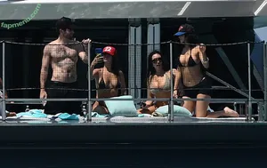 Kylie Jenner / KylieJenner / kyliejenner.2 nude photo #1671