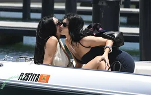 Kylie Jenner / KylieJenner / kyliejenner.2 nude photo #1686
