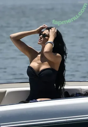 Kylie Jenner / KylieJenner / kyliejenner.2 nude photo #1705