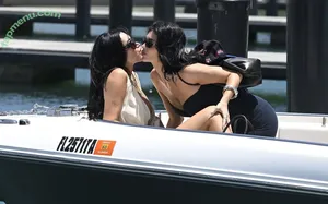 Kylie Jenner / KylieJenner / kyliejenner.2 nude photo #1710