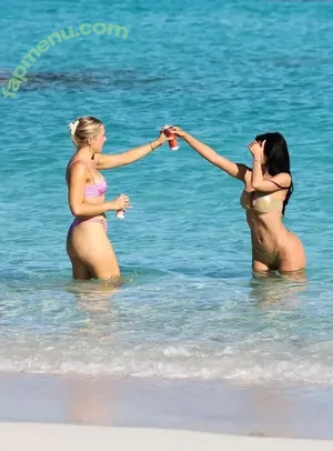 Kylie Jenner / KylieJenner / kyliejenner.2 nude photo #1954