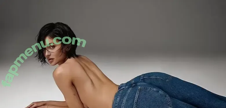 Kylie Jenner nude photo #1218 (KylieJenner / kyliejenner.2)