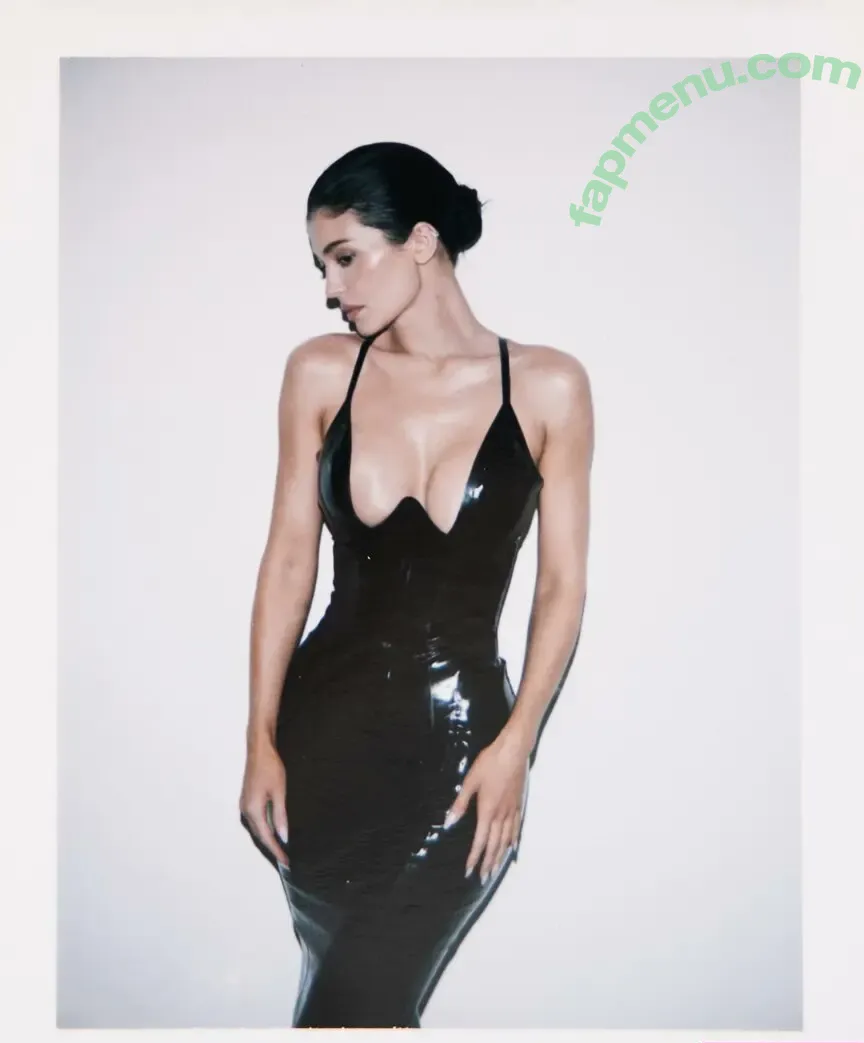 Kylie Jenner nude photo #1380 (KylieJenner / kyliejenner.2)