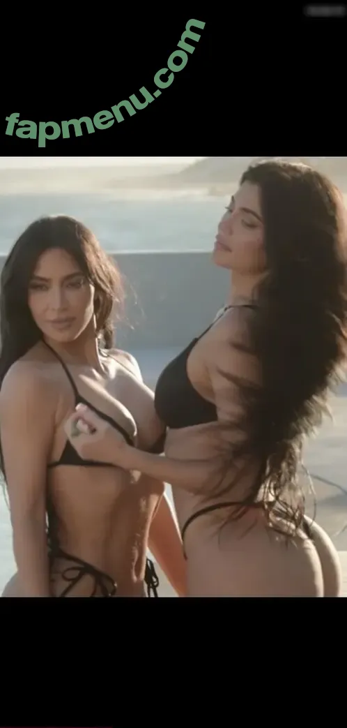 Kylie Jenner nude photo #1386 (KylieJenner / kyliejenner.2)