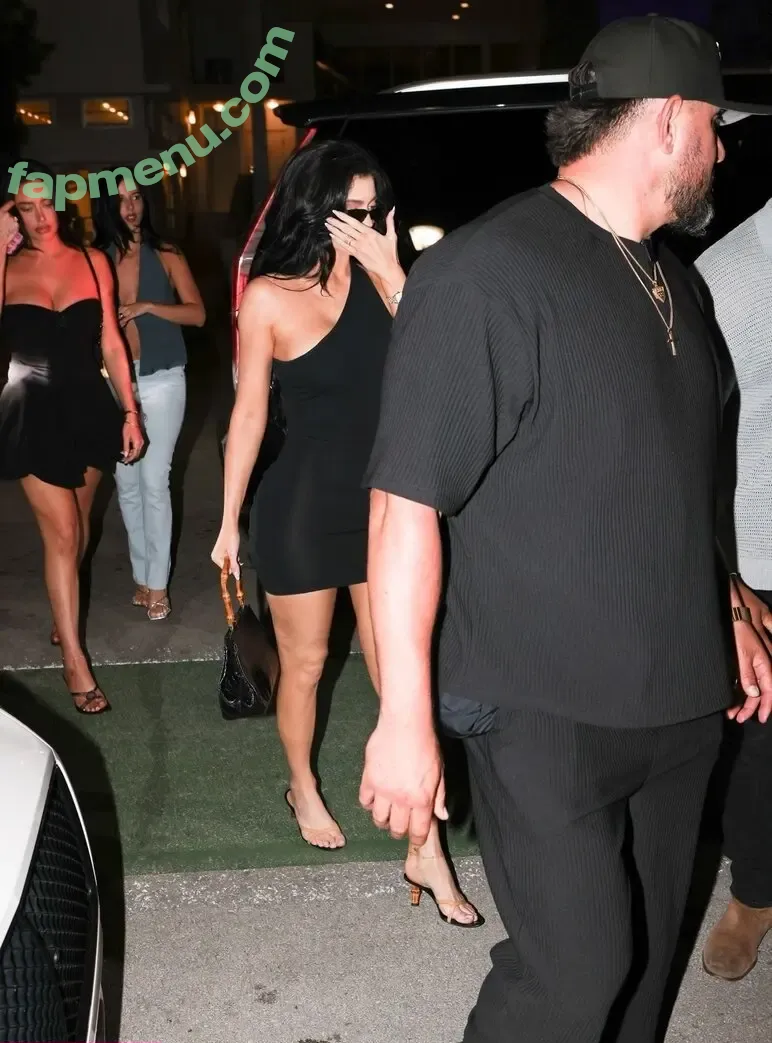 Kylie Jenner nude photo #1591 (KylieJenner / kyliejenner.2)