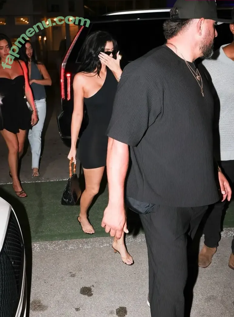 Kylie Jenner nude photo #1592 (KylieJenner / kyliejenner.2)