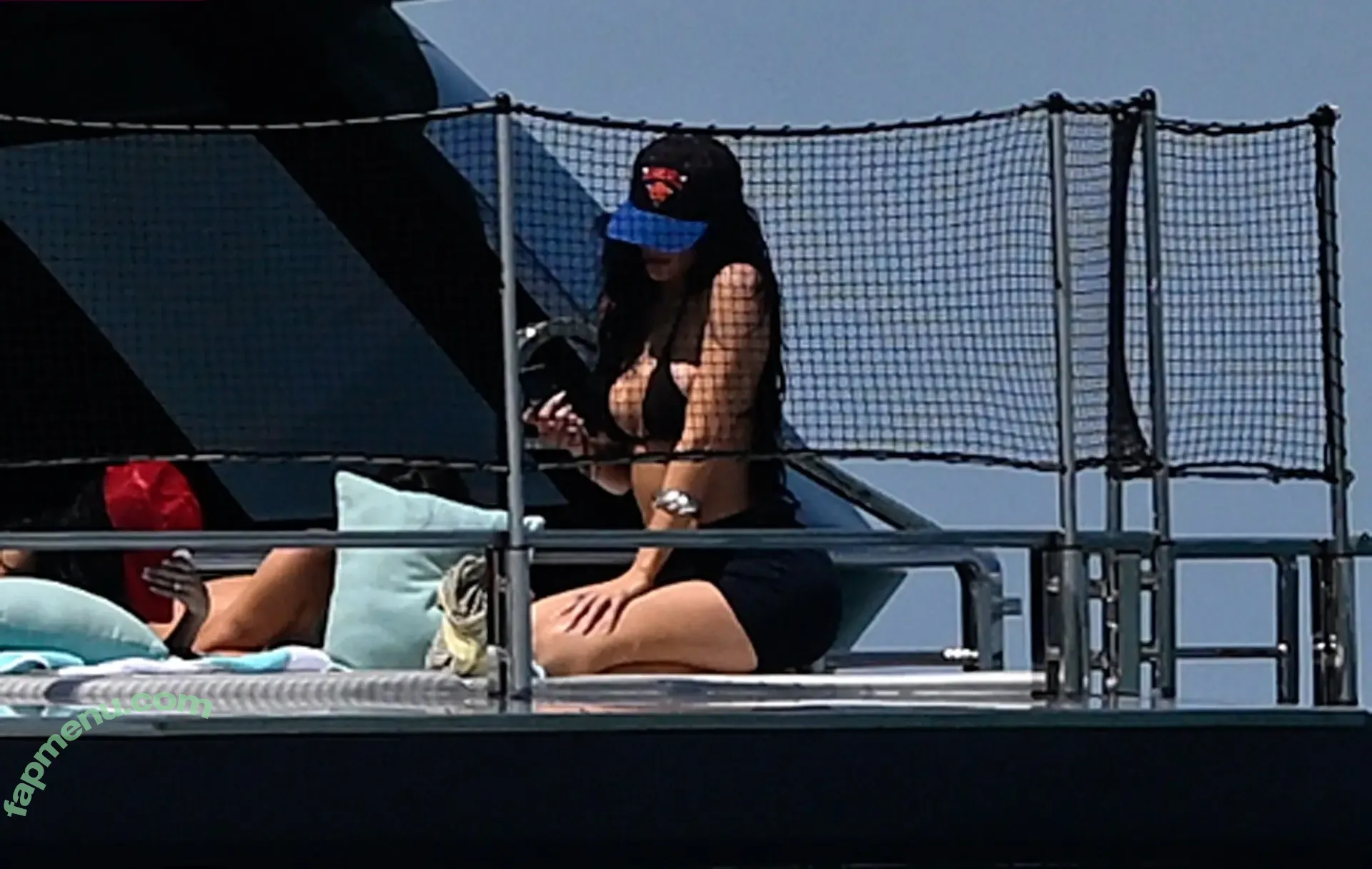 Kylie Jenner nude photo #1659 (KylieJenner / kyliejenner.2)