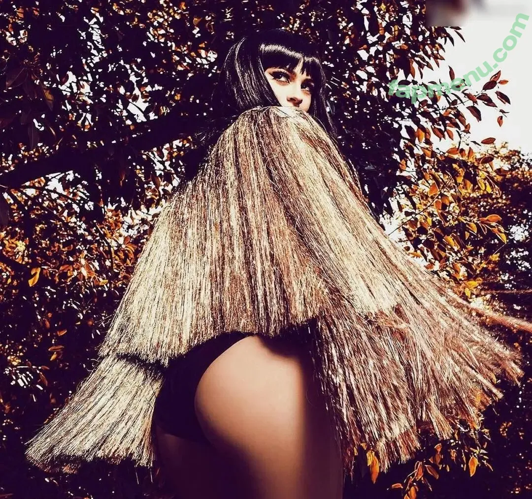 Kylie Jenner nude photo #1915 (KylieJenner / kyliejenner.2)