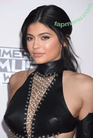 Kylie Jenner / KylieJenner / kyliejenner.2 nude photo #2155