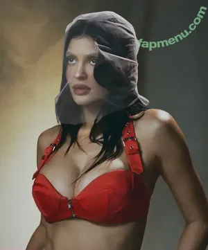 Kylie Jenner / KylieJenner / kyliejenner.2 nude photo #2172