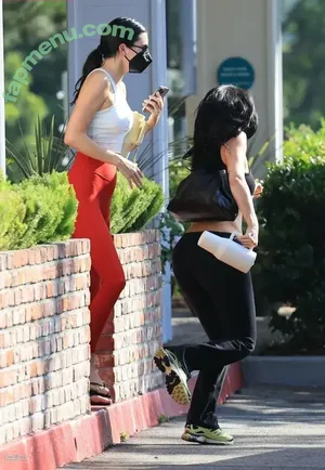 Kylie Jenner / KylieJenner / kyliejenner.2 nude photo #2228