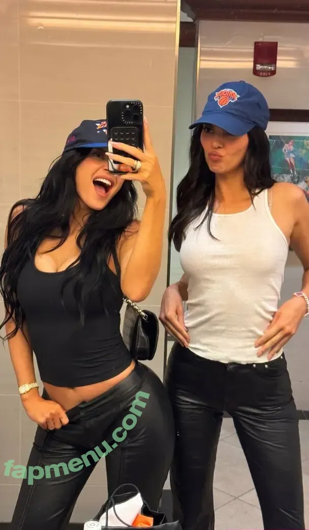 Kylie Jenner nude photo #2002 (KylieJenner / kyliejenner.2)