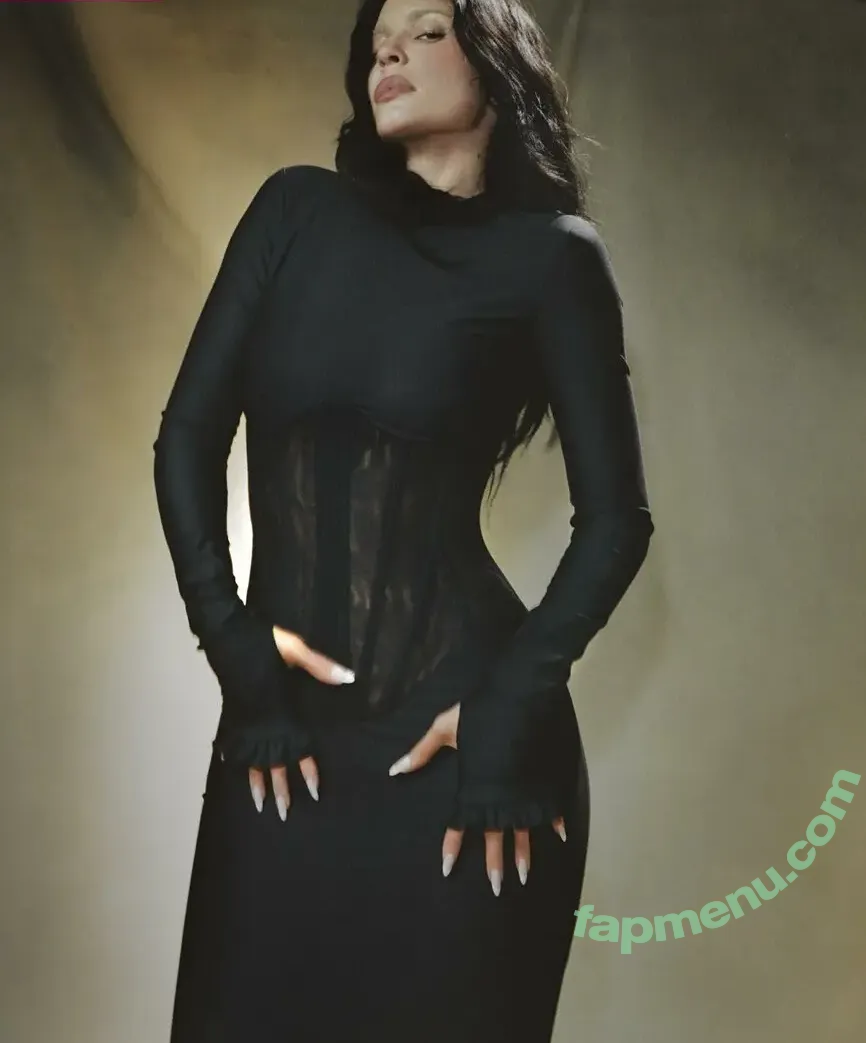 Kylie Jenner nude photo #2167 (KylieJenner / kyliejenner.2)
