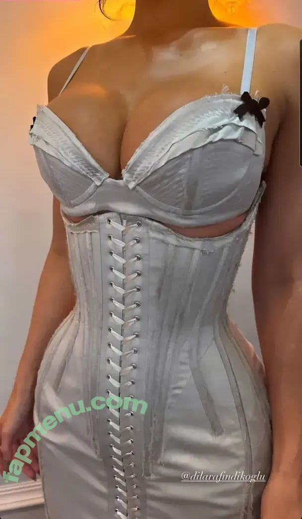 Kylie Jenner nude photo #2296 (KylieJenner / kyliejenner.2)
