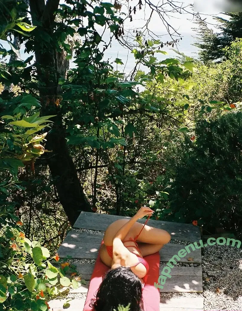 Kylie Jenner nude photo #2431 (KylieJenner / kylie_jenner)