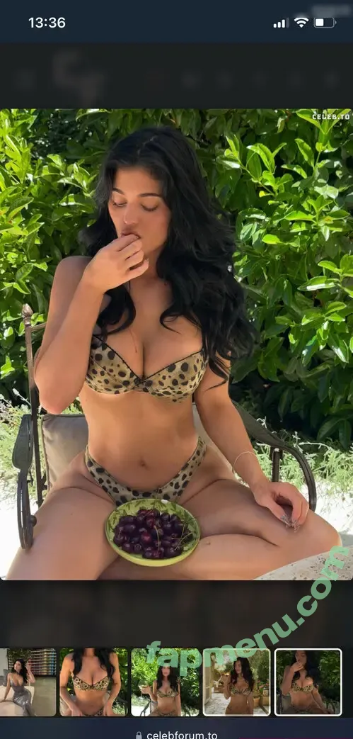 Kylie Jenner nude photo #2495 (KylieJenner / kylie_jenner)