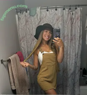 Kylie / kylieaegis / kyliebkillinit / theonlymrs1 nude photo #0072