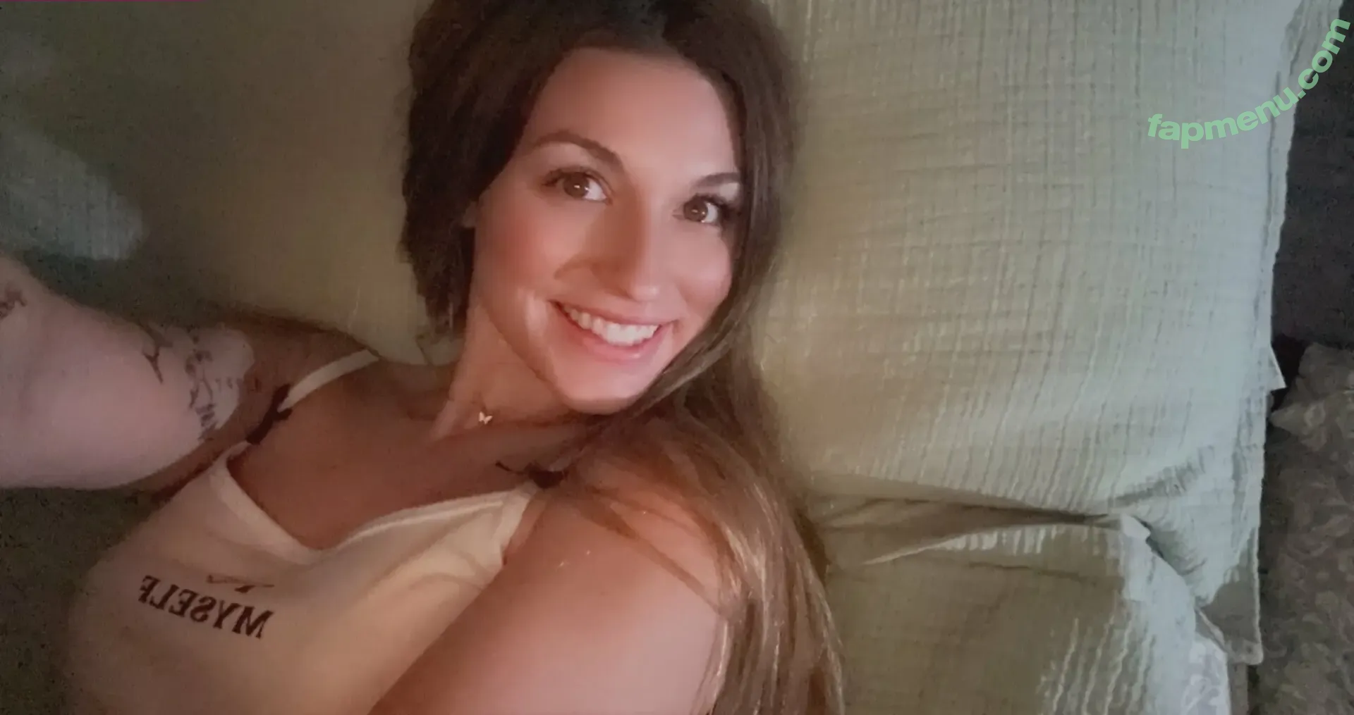 Kylie nude photo #0113 (kylieaegis / kyliebkillinit / theonlymrs1)