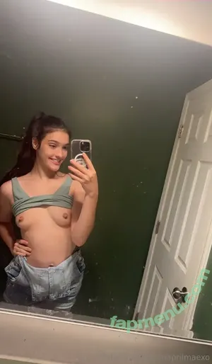KylieKay / imaprilmaexo / kyliekayfans / thelovelyapril nude photo #0033